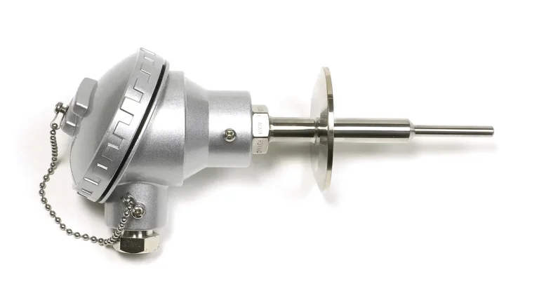 Food industry sensor with a tri-clover fitting