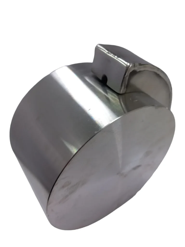Skin thermocouple with a heat shield